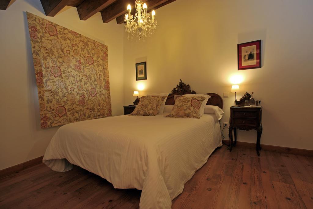 Posada Real Del Buen Camino Villanueva de Campean 外观 照片