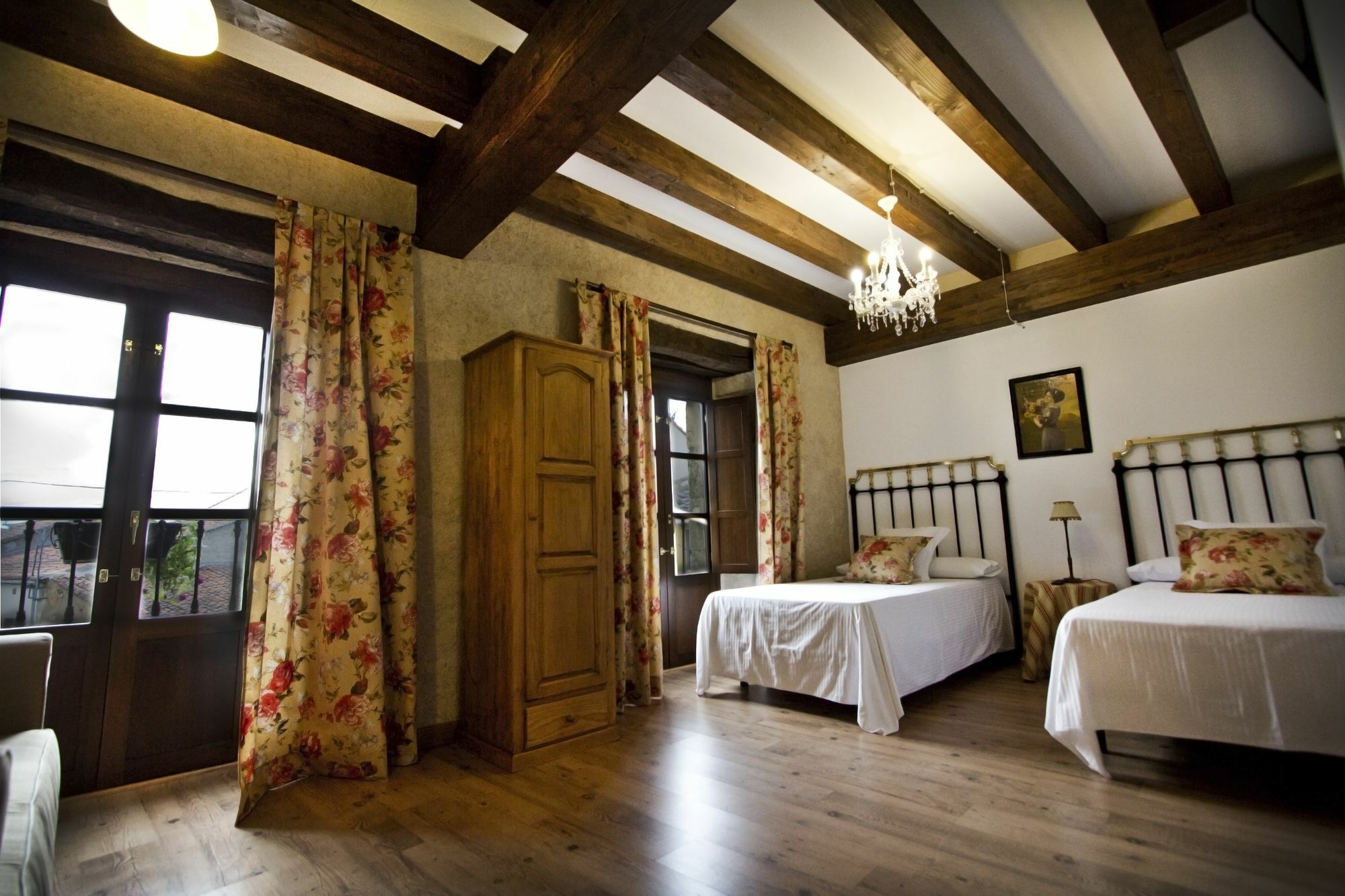 Posada Real Del Buen Camino Villanueva de Campean 外观 照片