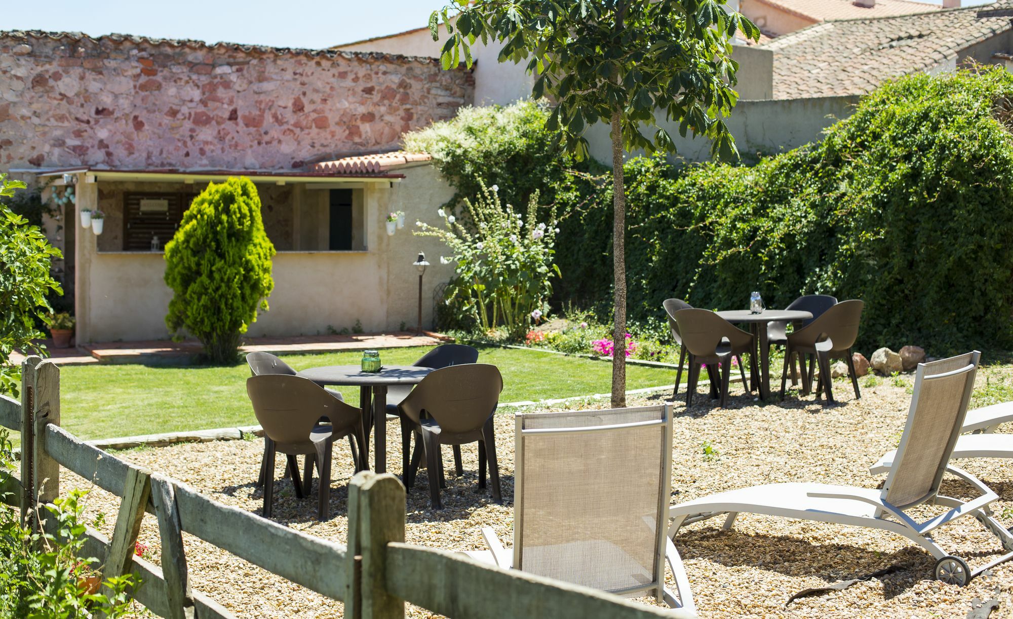 Posada Real Del Buen Camino Villanueva de Campean 外观 照片
